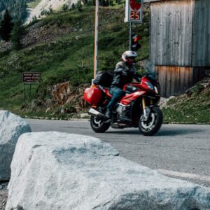 6 Days Moto Adventure / Pacific Coast and North Volcanic Region